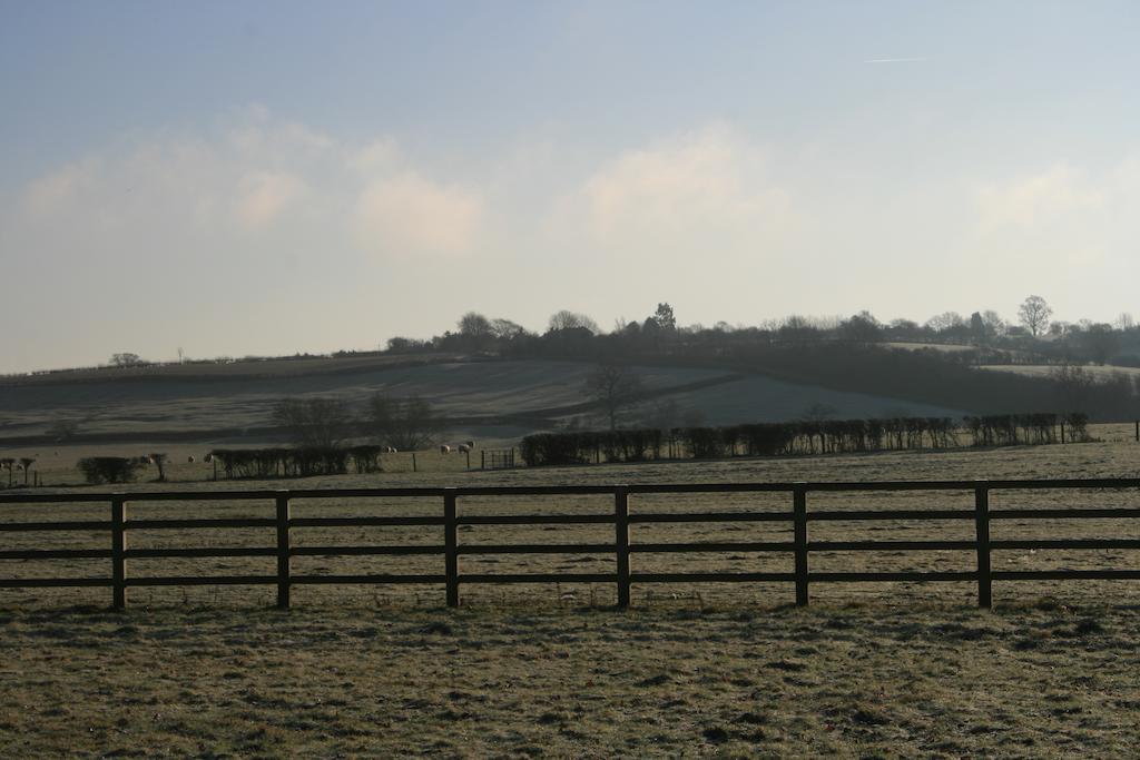 The Stables B&B @ Pear Tree Cottage Winslow Eksteriør billede